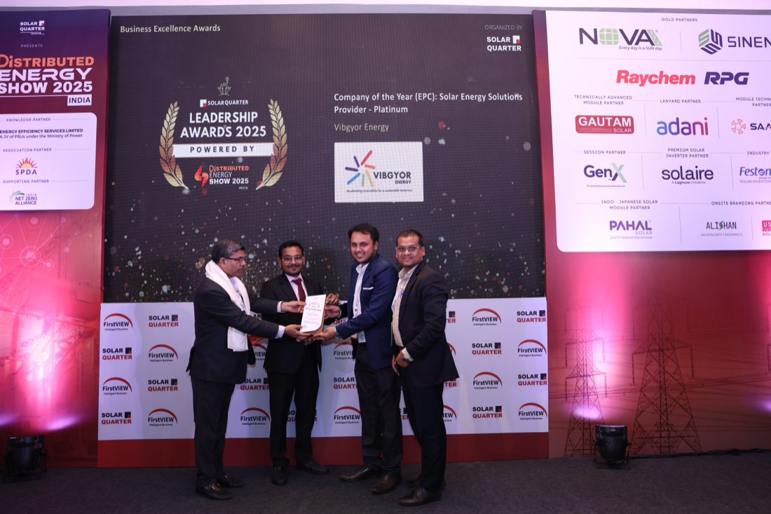 Vibgyor Energy receiving the Company of the Year (EPC) Platinum award at the Solar Quarter Leadership Awards 2025